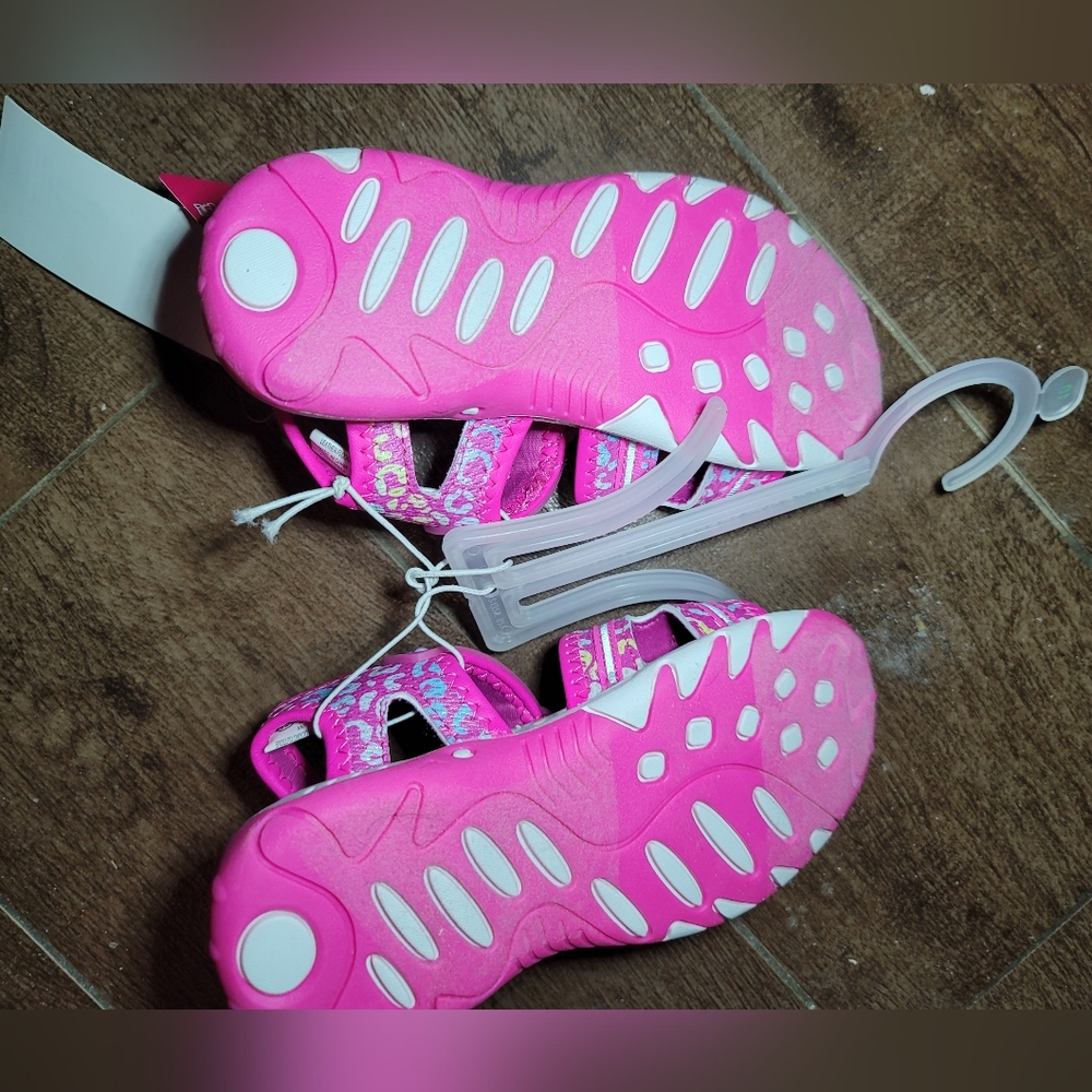 NWT GIRLS PINK PAW PATROL NON SLIP LIGHT UP SANDALS VELCRO CLOSURE - Picture 4 of 7